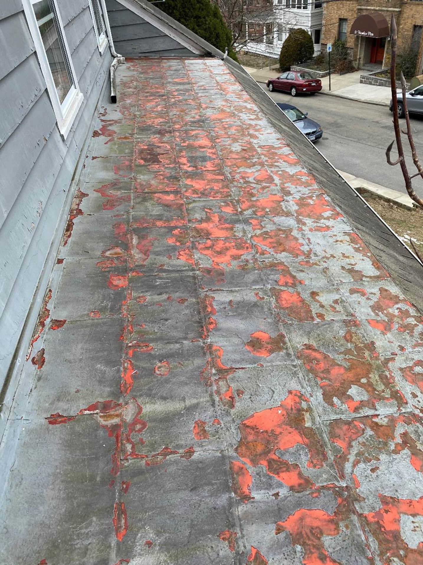 A picture containing ground, outdoor, way, sidewalk

Description automatically generated